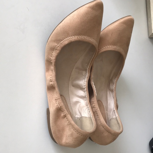 BCBGeneration Nude Flats - Picture 3 of 5